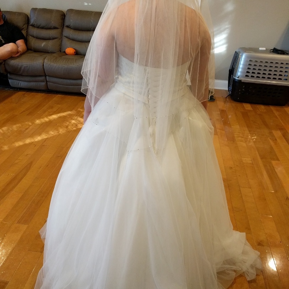 Wedding dress